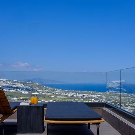 Apikia Santorini Hotel Pírgosz Kültér fotó